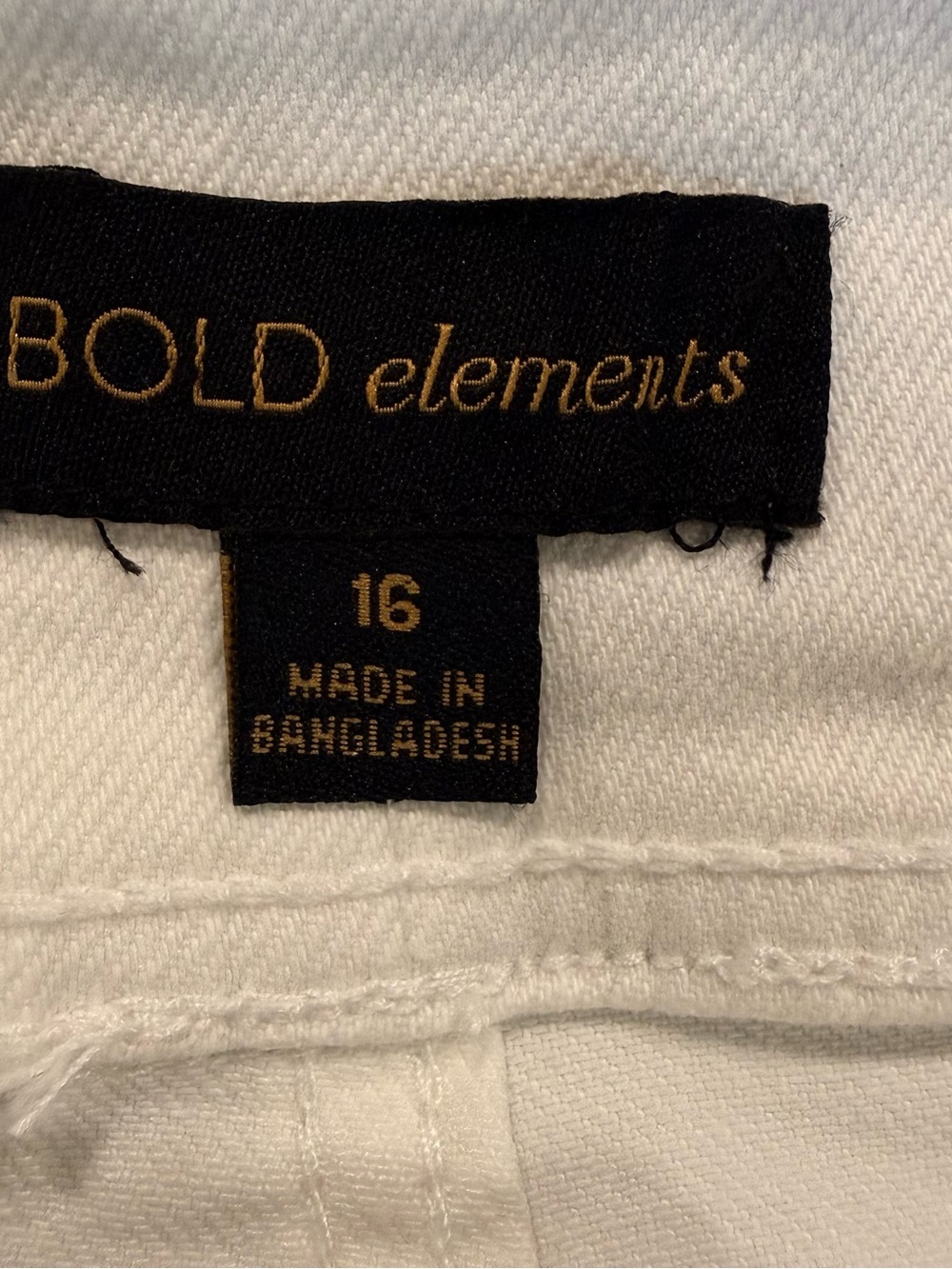 Bold Elements Womens Size 16 White High Rise Crop Flare Jeans NWT - Picture 6 of 14